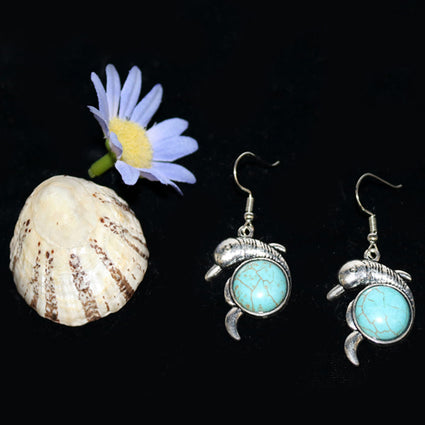 Faux turquois dolphin earring