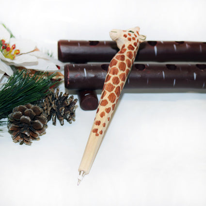 Hand carved & painted wood animal pens   Giraffe
